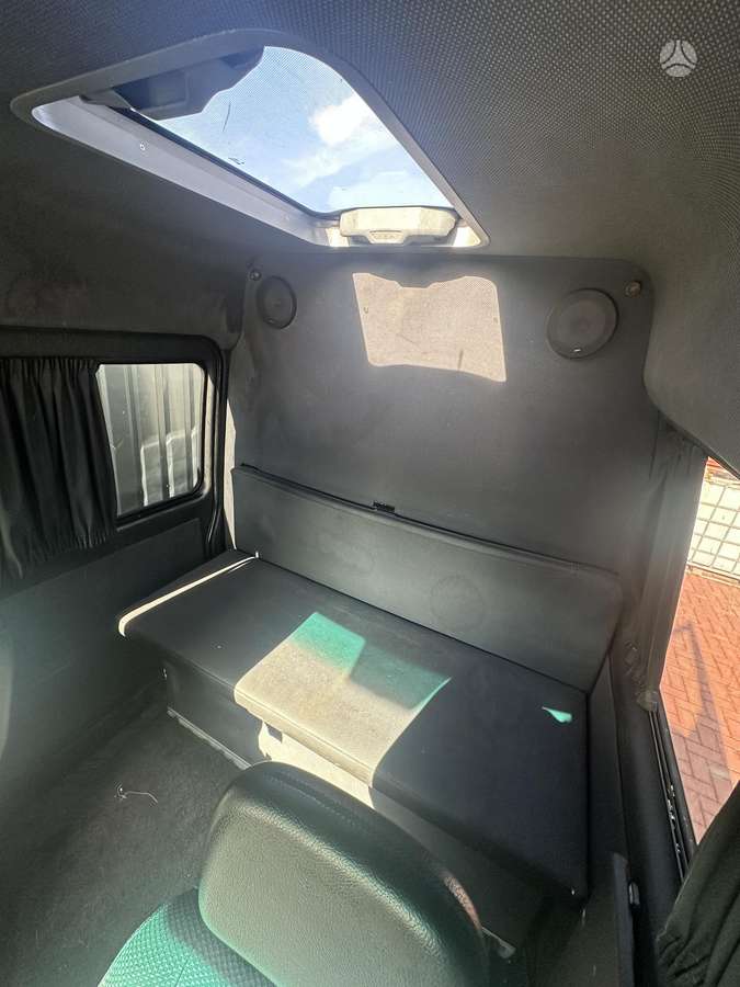 Mercedes-Benz 310 2005 — photo 14