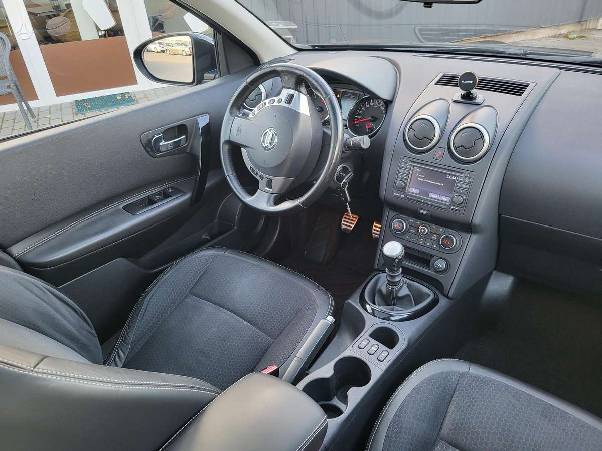 Nissan Qashqai 2013 — engine 1461 cm³, 110 HP (81kW)