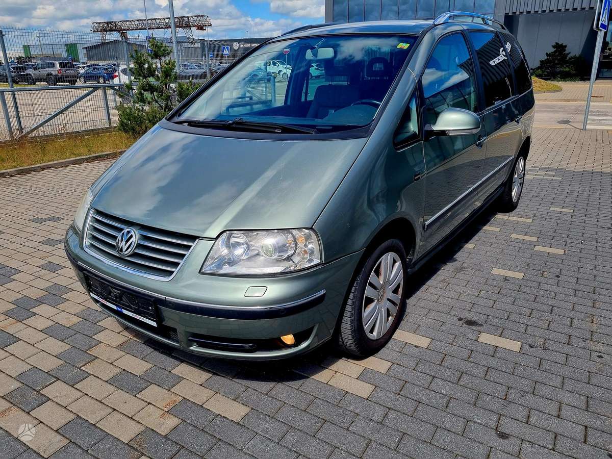 Volkswagen Sharan 2004 — двигун 1896 cm³, 116 HP (85kW)