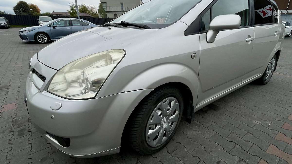 Toyota Corolla 2007 — салон