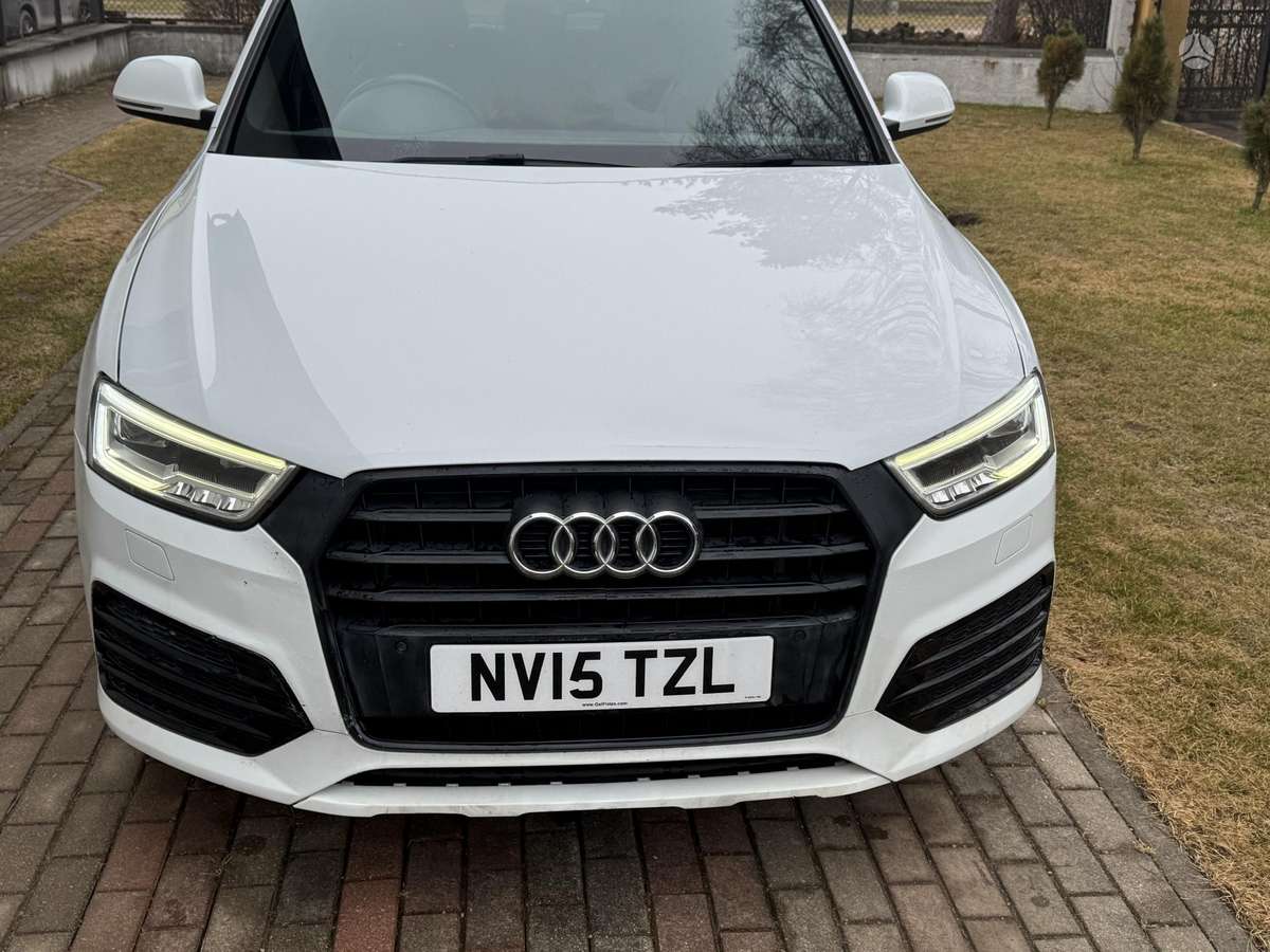 Audi Q3 2015 — photo 10