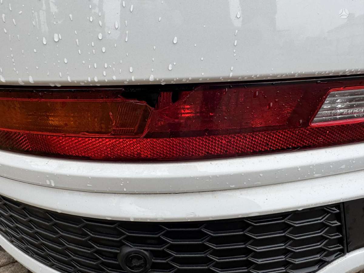 Audi Q3 2015 — photo 8