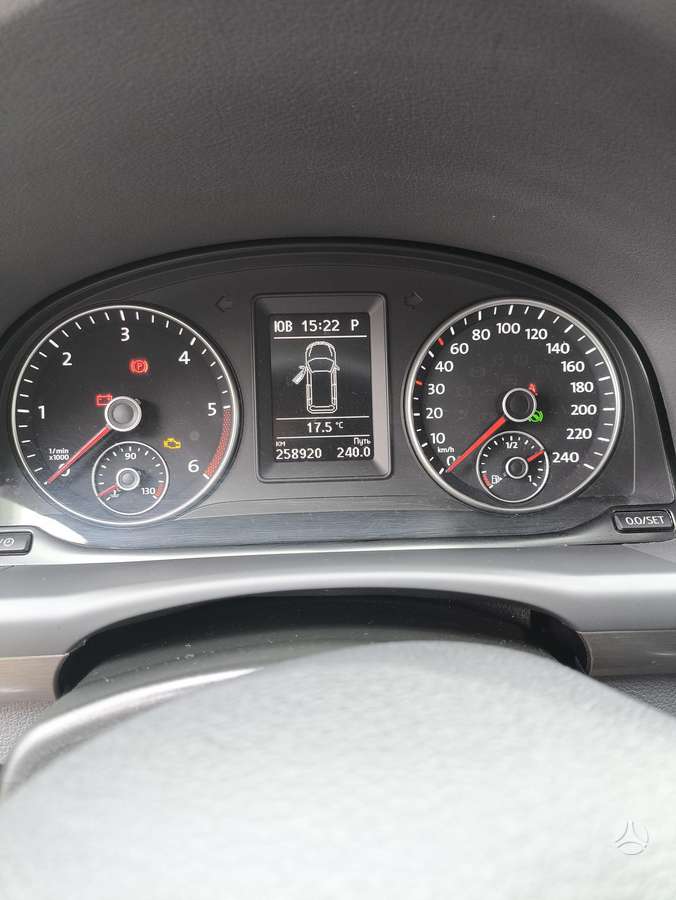 Volkswagen Touran 2013 — photo 10