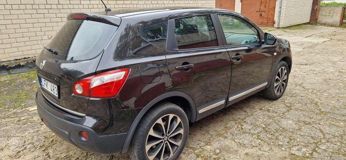 Nissan Qashqai 2008 — двигун 1598 cm³, 114 HP (84kW)