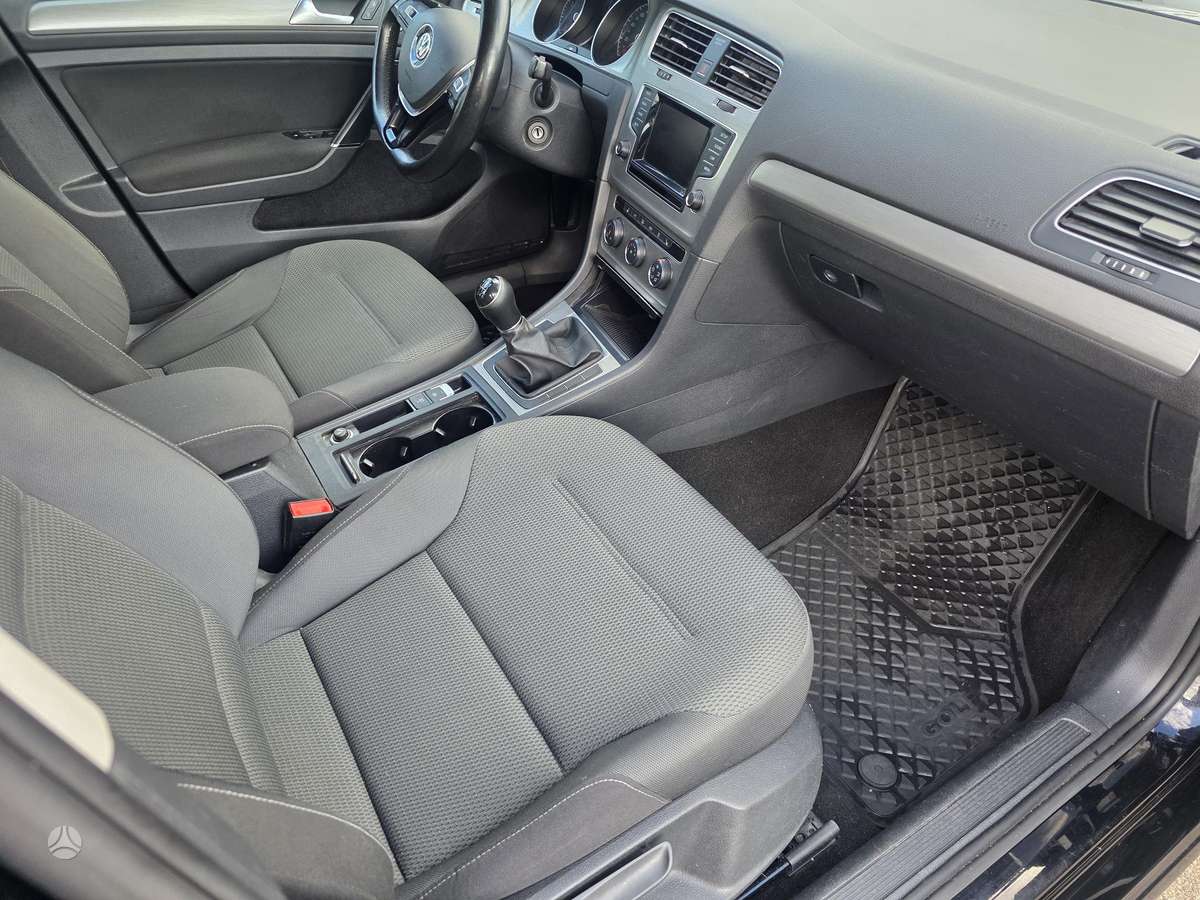Volkswagen Golf 2015 — photo 10