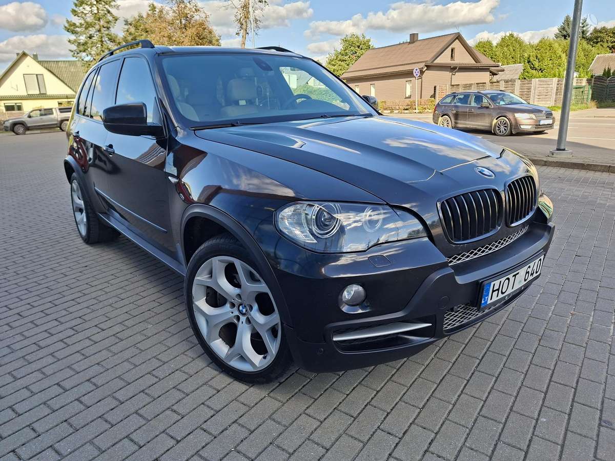 BMW X5 2008 — photo 8