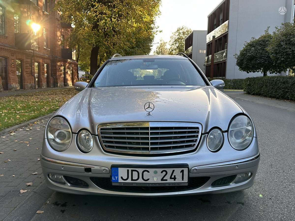 Mercedes-Benz E220 2005 — photo 6