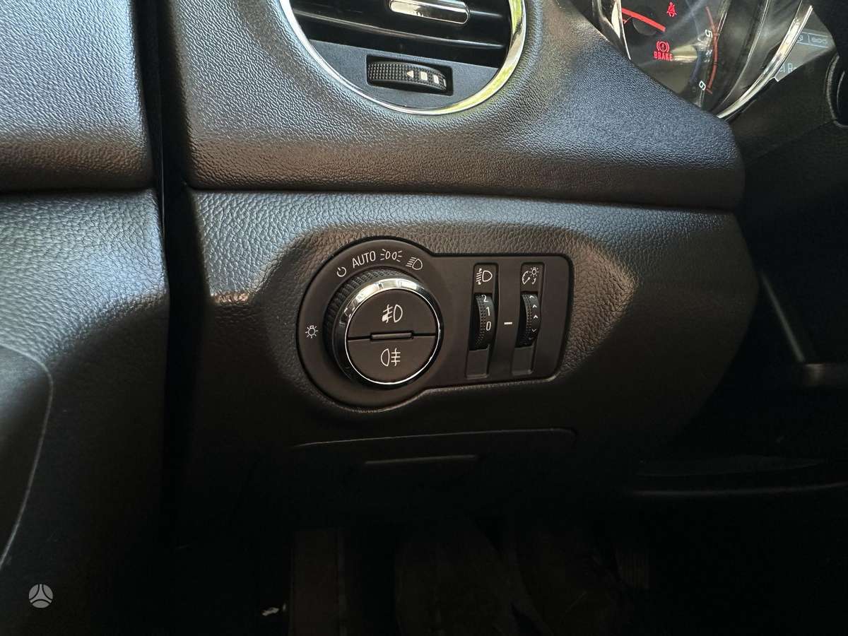 Chevrolet Cruze 2013 — photo 10