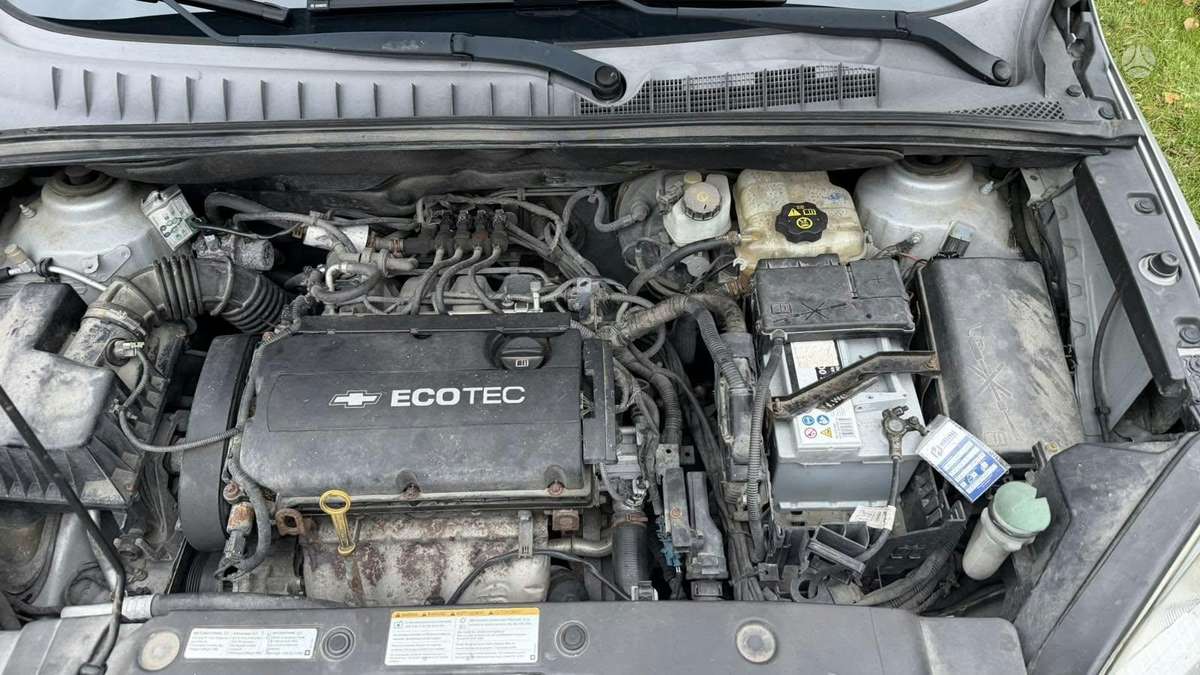 Chevrolet Orlando 2012 — photo 15