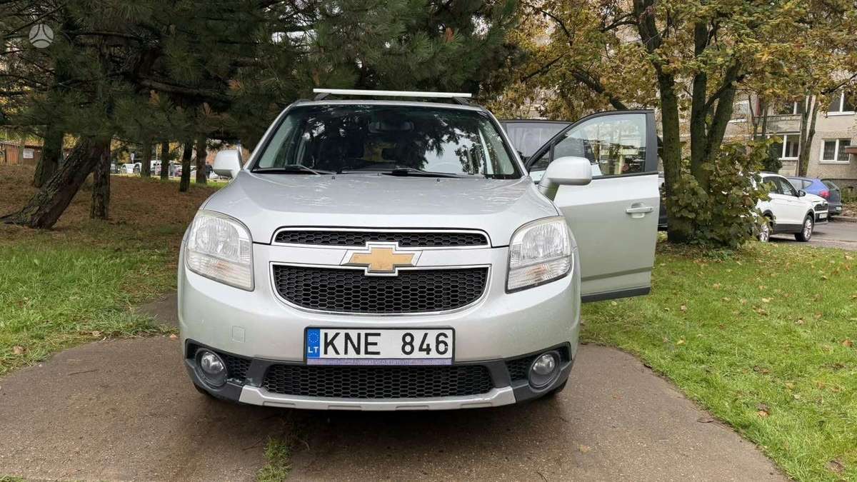 Chevrolet Orlando 2012 — photo 8