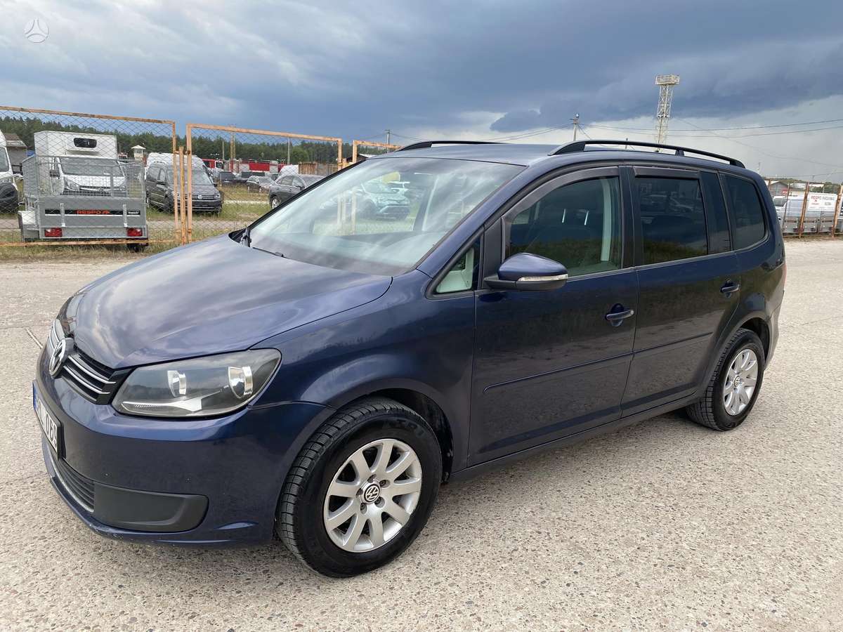 Volkswagen Touran 2010 — photo 5
