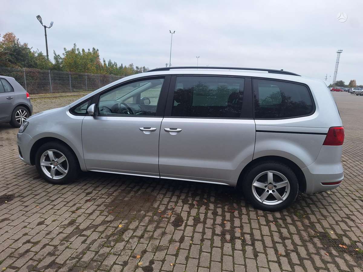 Seat Alhambra 2012 — фото 9