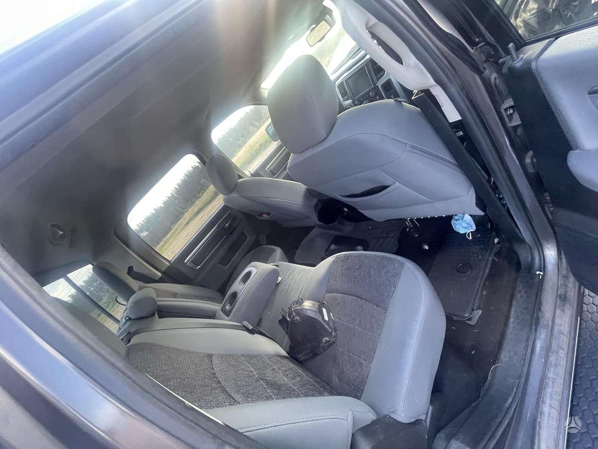 Dodge Ram 2014 — interior