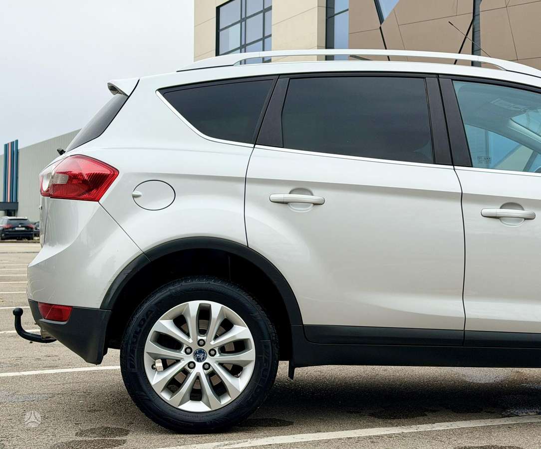 Ford Kuga 2009 — photo 11
