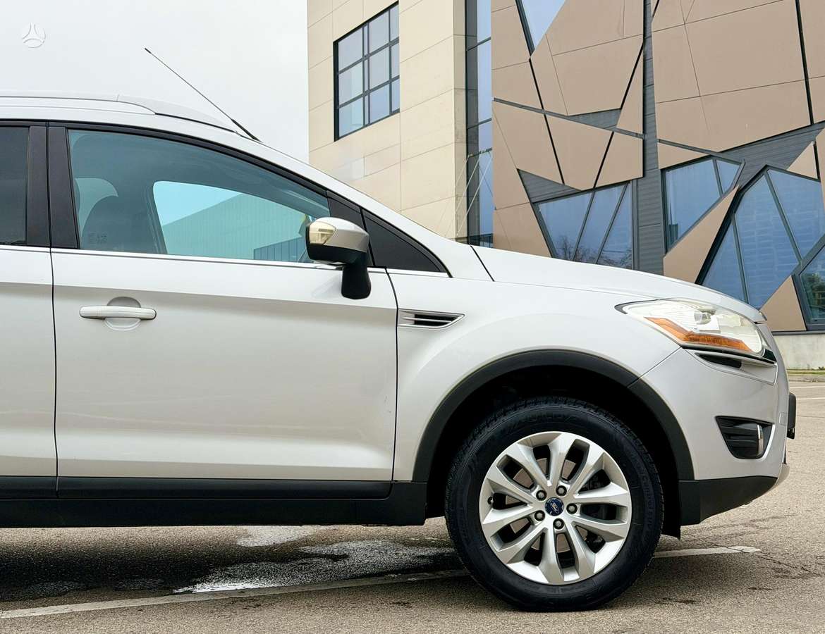 Ford Kuga 2009 — photo 13