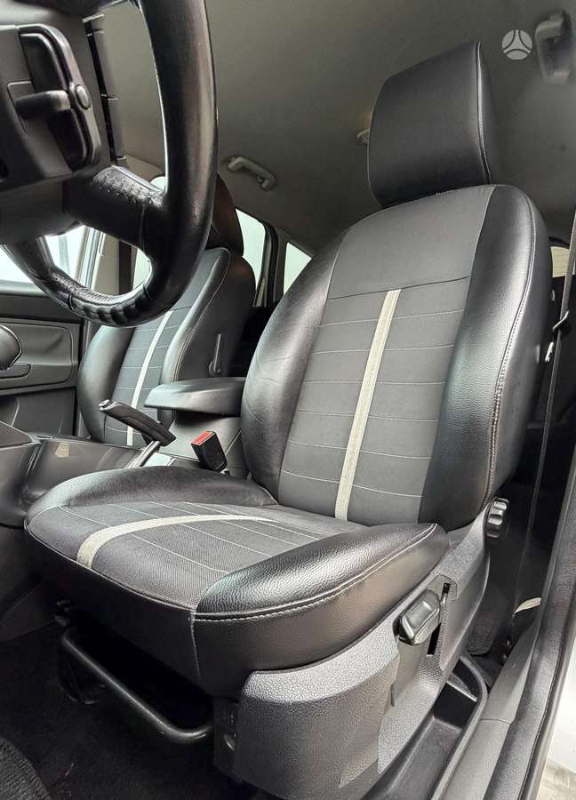 Ford Kuga 2009 — photo 18