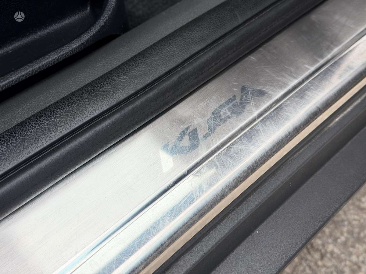 Ford Kuga 2009 — photo 26