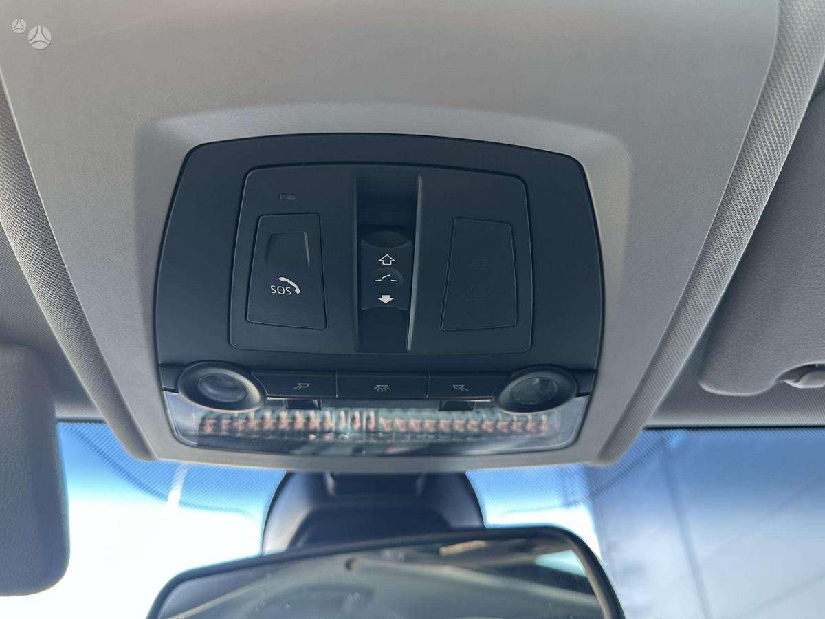 BMW 520 2013 — photo 27
