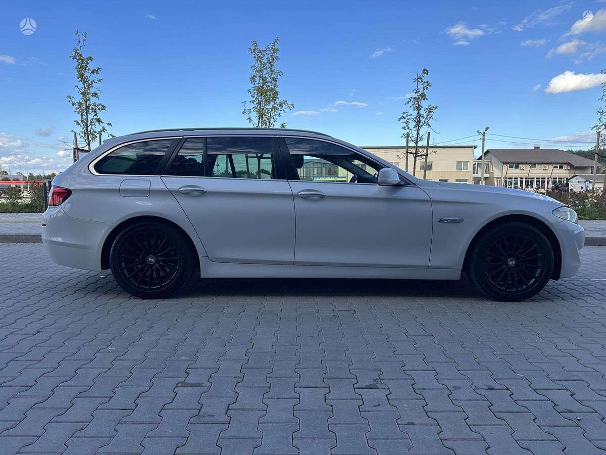 BMW 520 2013 — engine 1995 cm³, 184 HP (135kW)