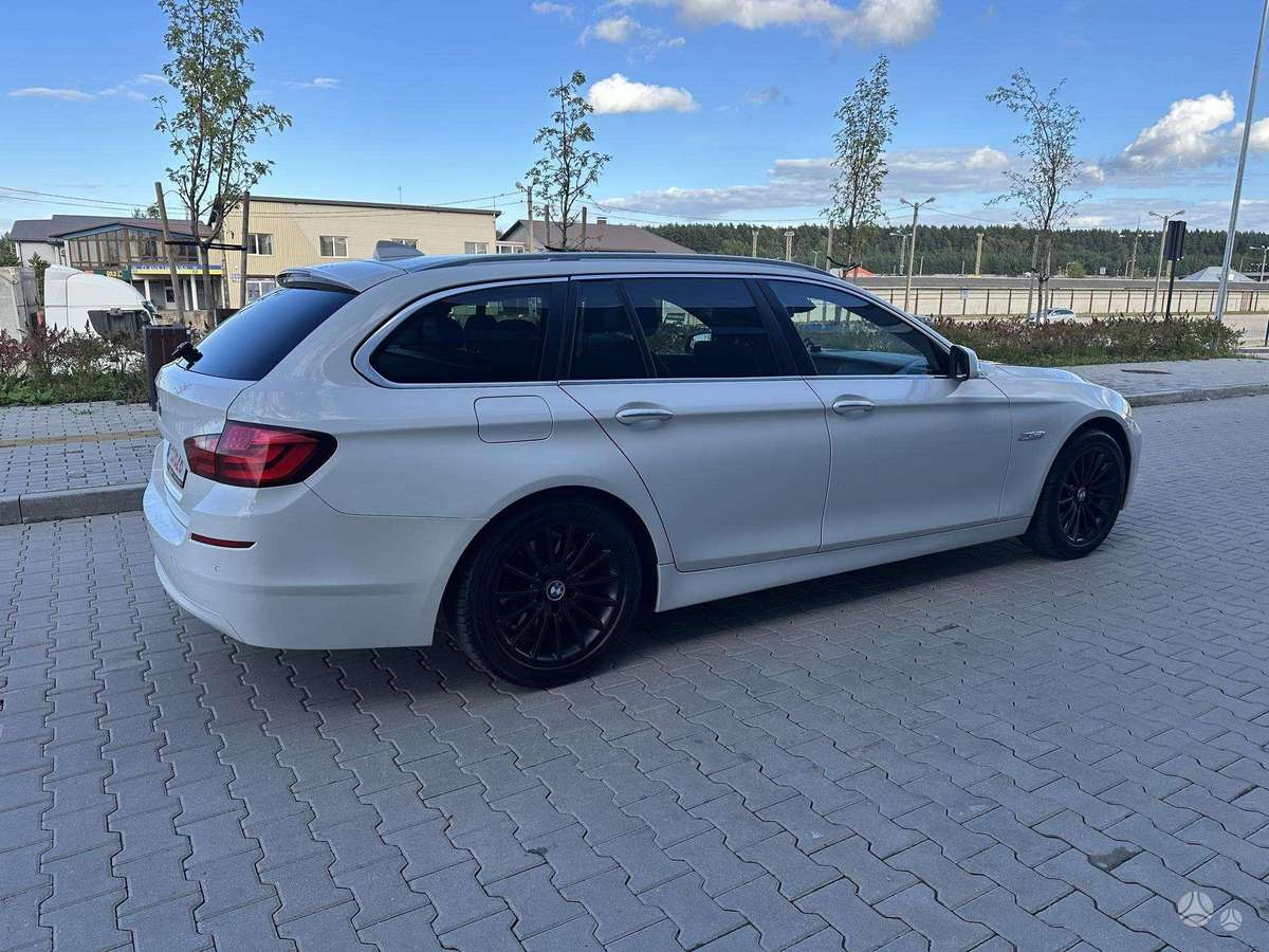 BMW 520 2013 — photo 5