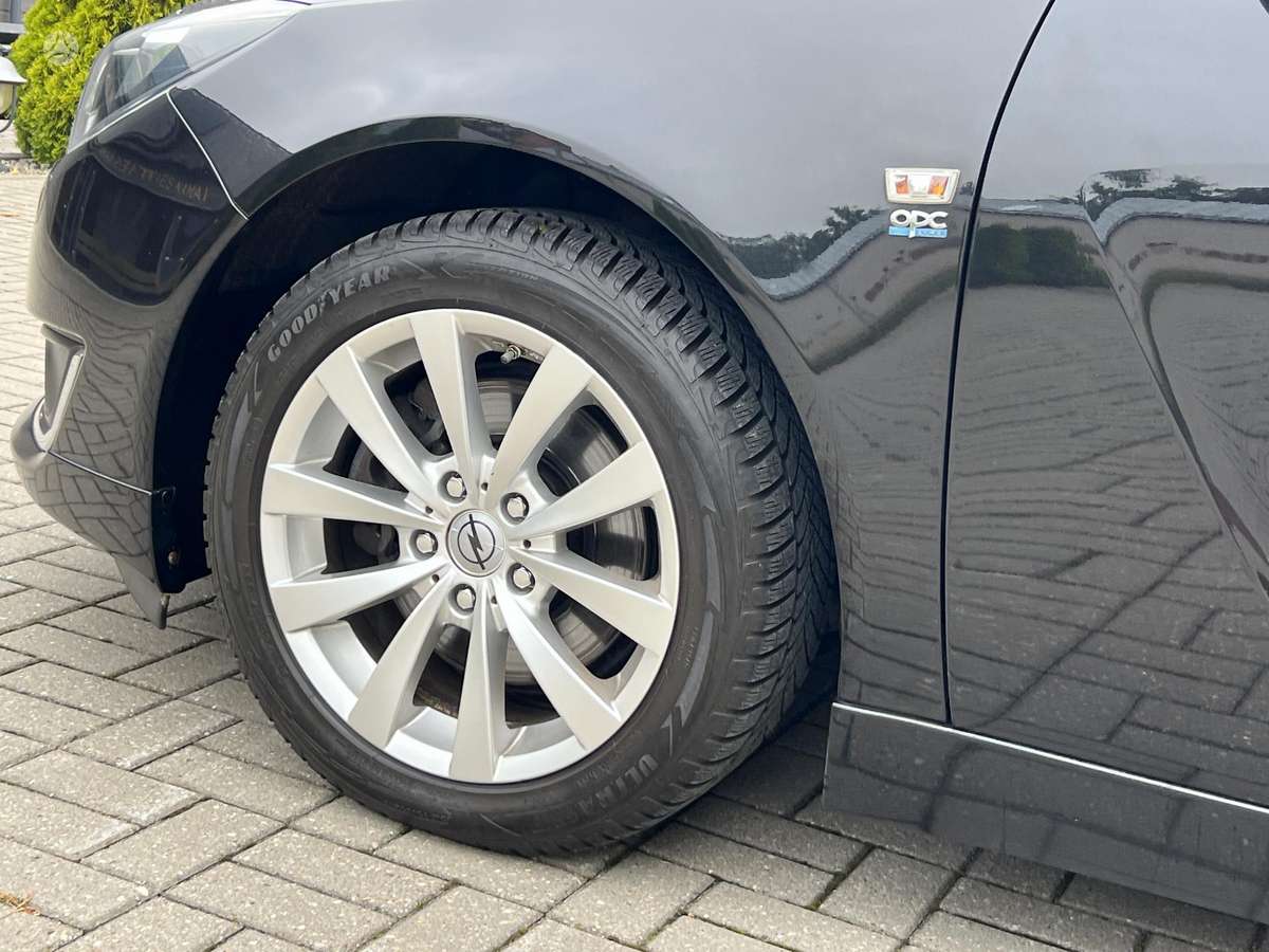 Opel Insignia 2014 — photo 13