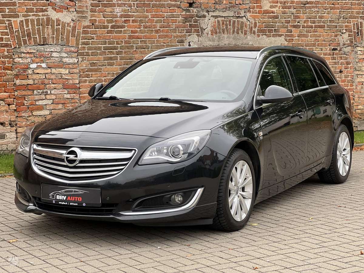 Opel Insignia 2014 — rear view