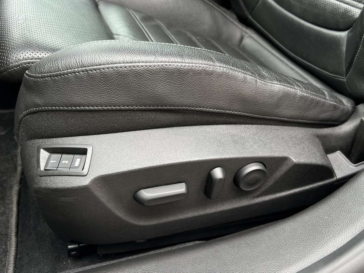 Opel Insignia 2014 — photo 22