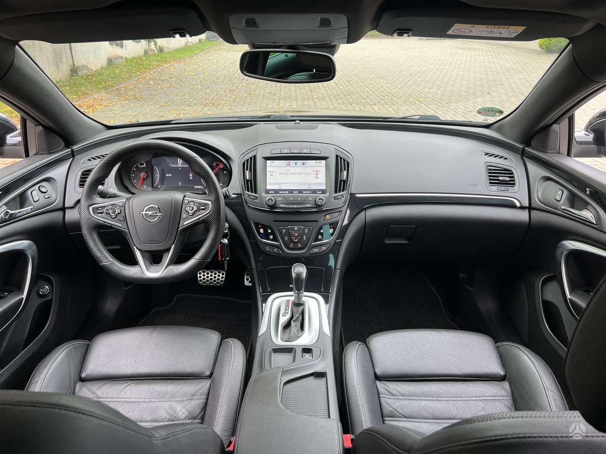 Opel Insignia 2014 — photo 31