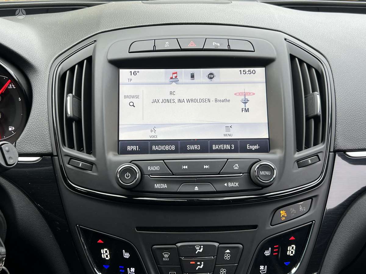 Opel Insignia 2014 — photo 35