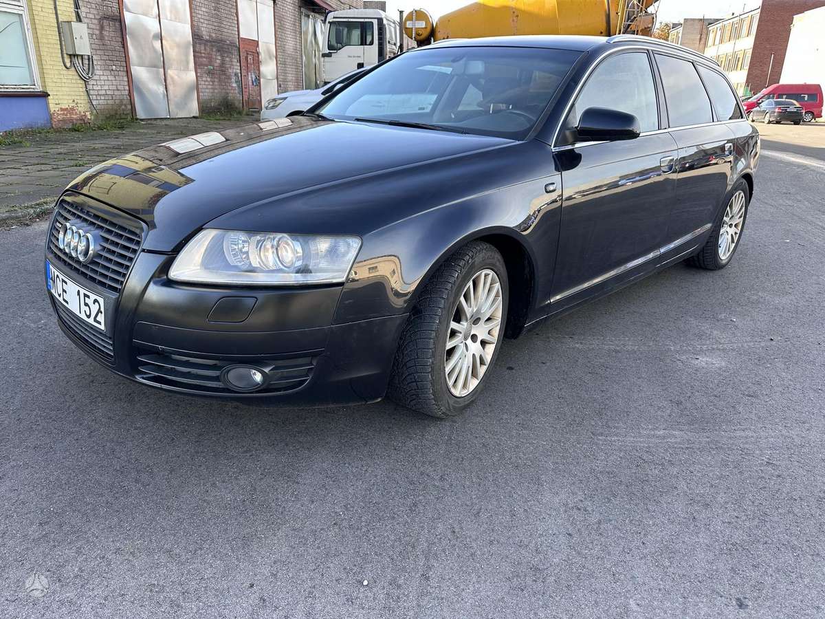 Audi A6 2006 — вигляд ззаду