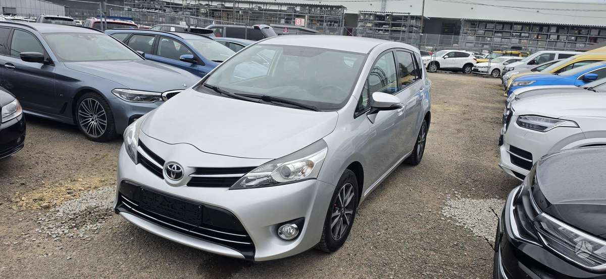 Toyota Verso 2014 — vehicle for AFU Ukraine