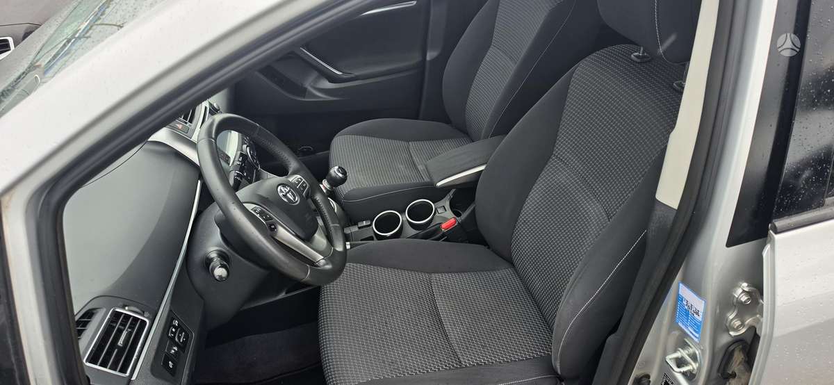 Toyota Verso 2014 — photo 10