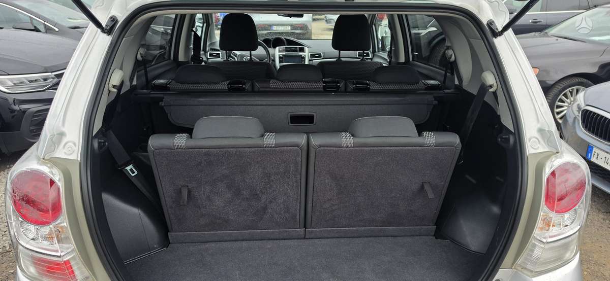 Toyota Verso 2014 — photo 13