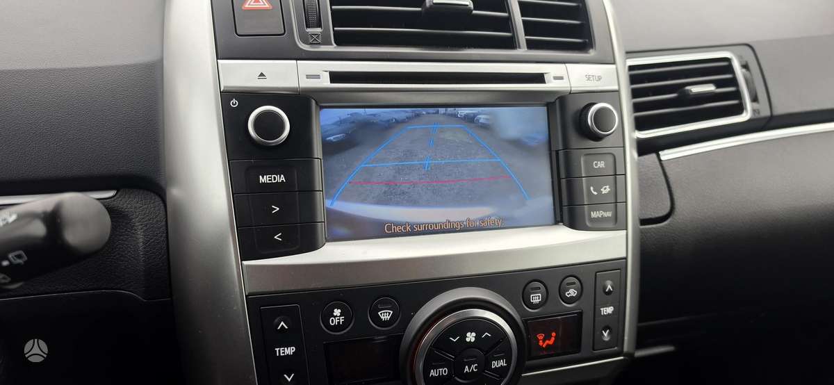 Toyota Verso 2014 — photo 17