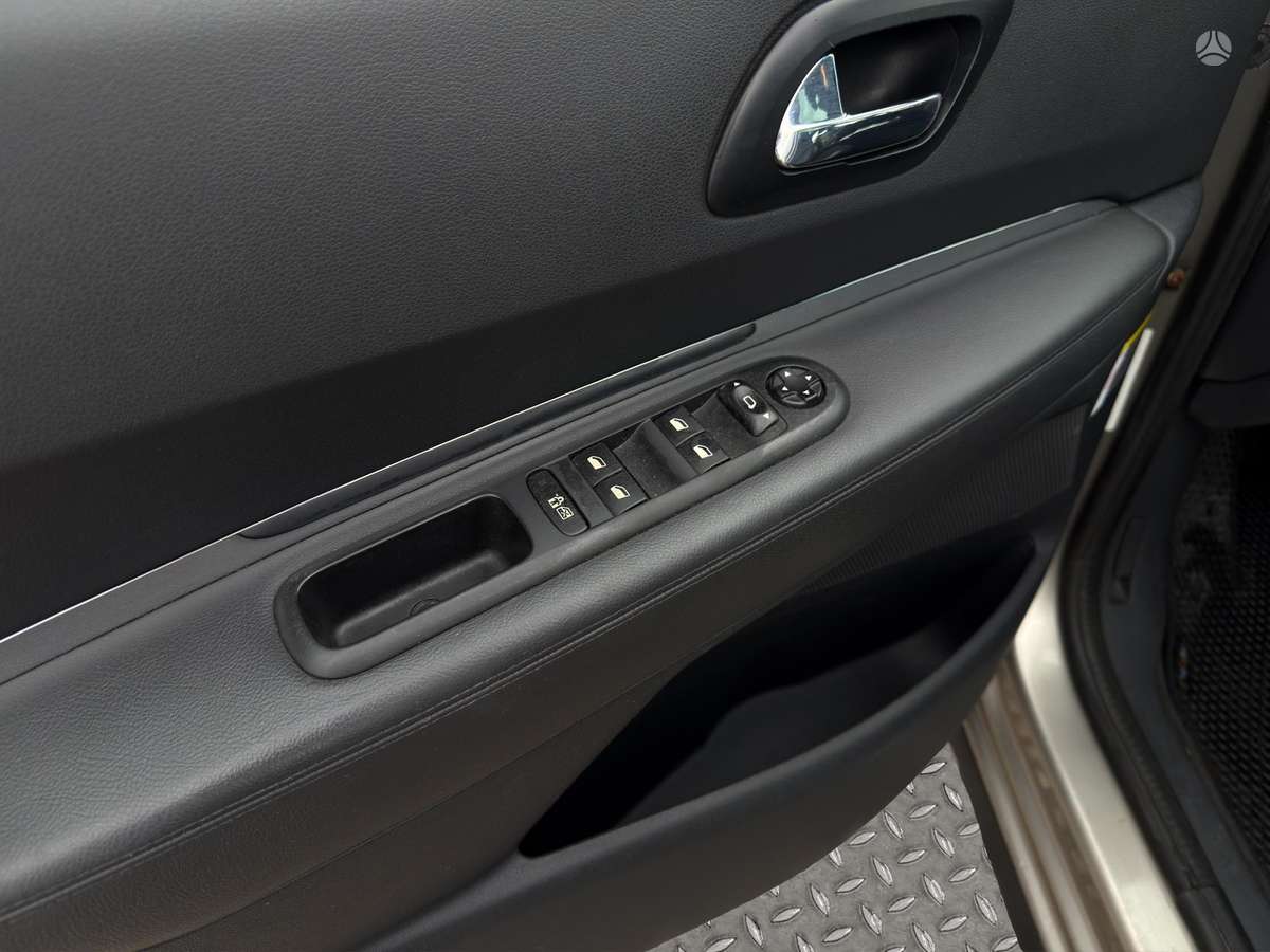 Peugeot 3008 2009 — photo 14