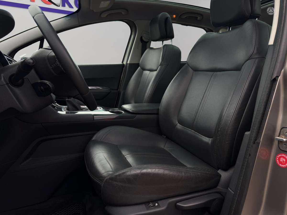 Peugeot 3008 2009 — photo 15