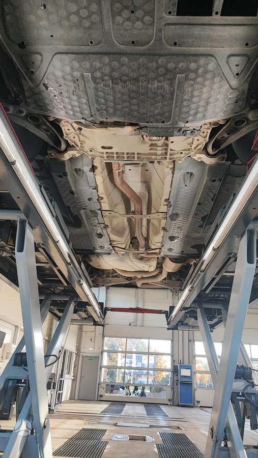 Volkswagen Touran 2013 — photo 22