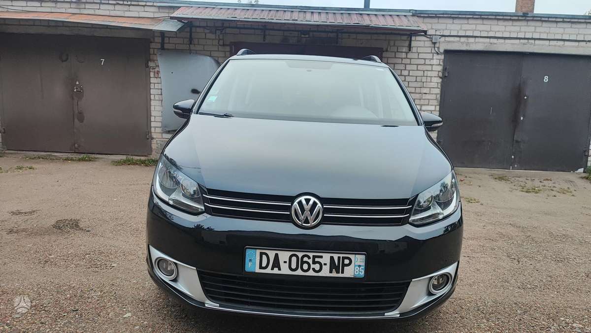 Volkswagen Touran 2013 — photo 6