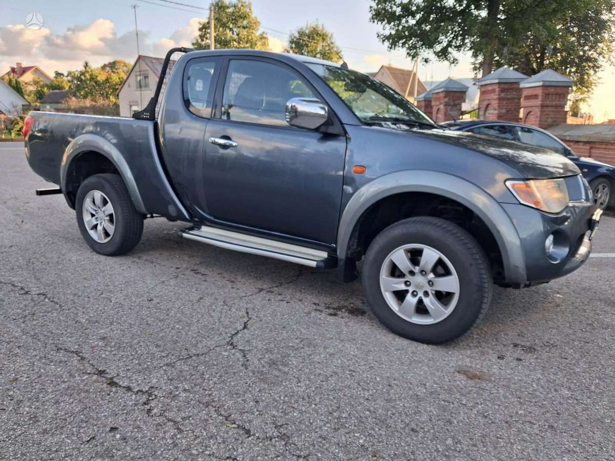 Mitsubishi L200 2006 — photo 6