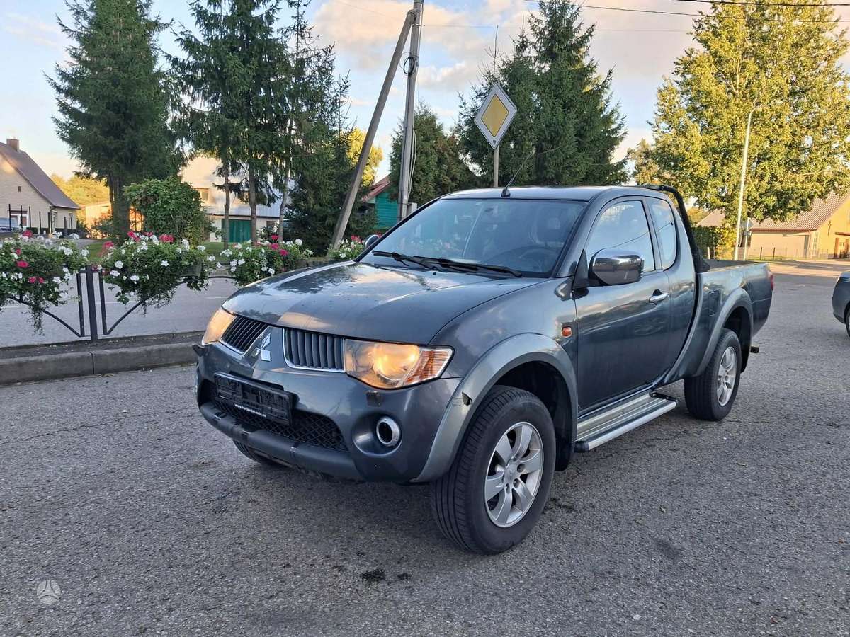 Mitsubishi L200 2006 — photo 8