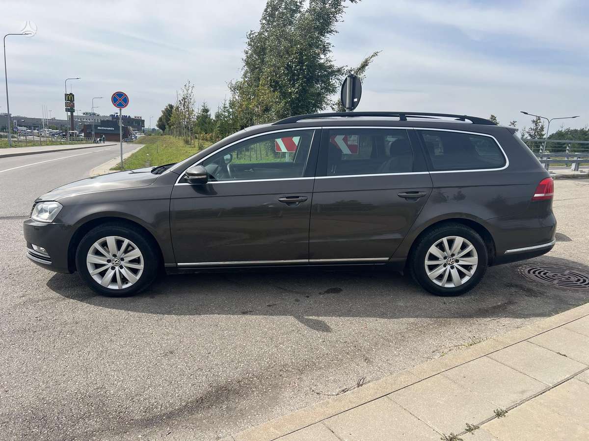 Volkswagen Passat 2012 — photo 6