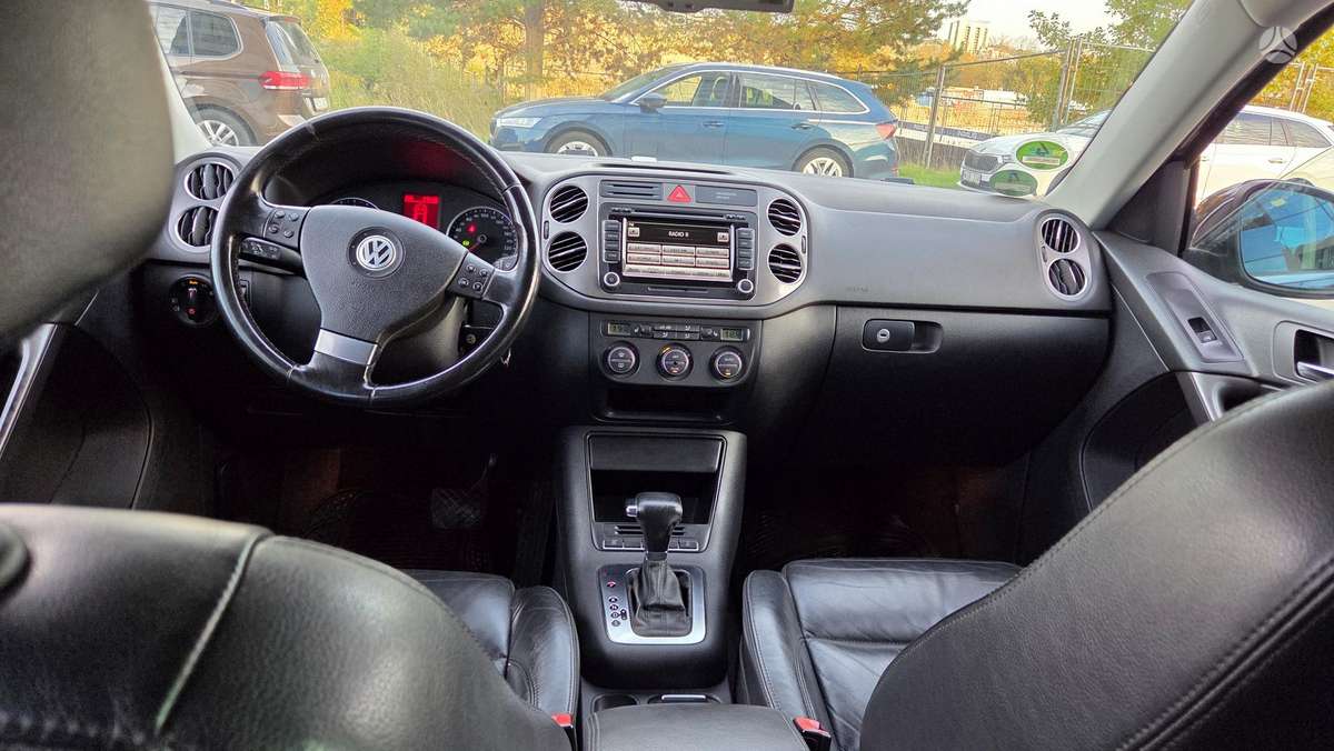 Volkswagen Tiguan 2009 — photo 8