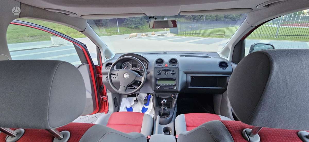 Volkswagen Caddy 2010 — photo 13