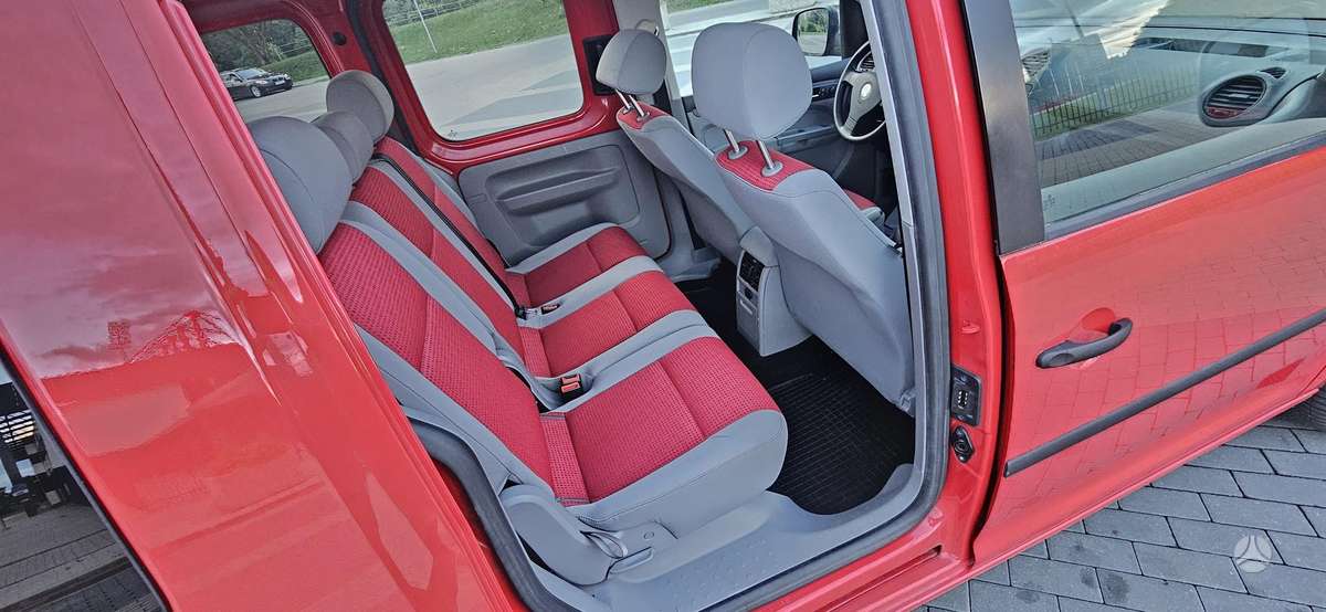 Volkswagen Caddy 2010 — photo 7