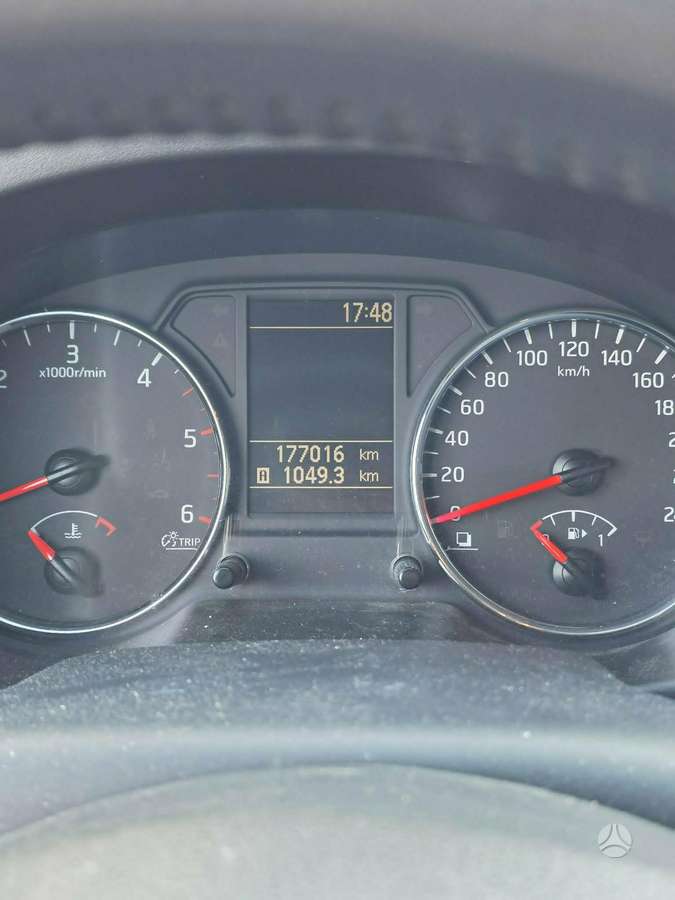 Nissan X-Trail 2011 — photo 11
