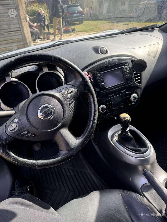 Nissan Juke 2011 — фото 12