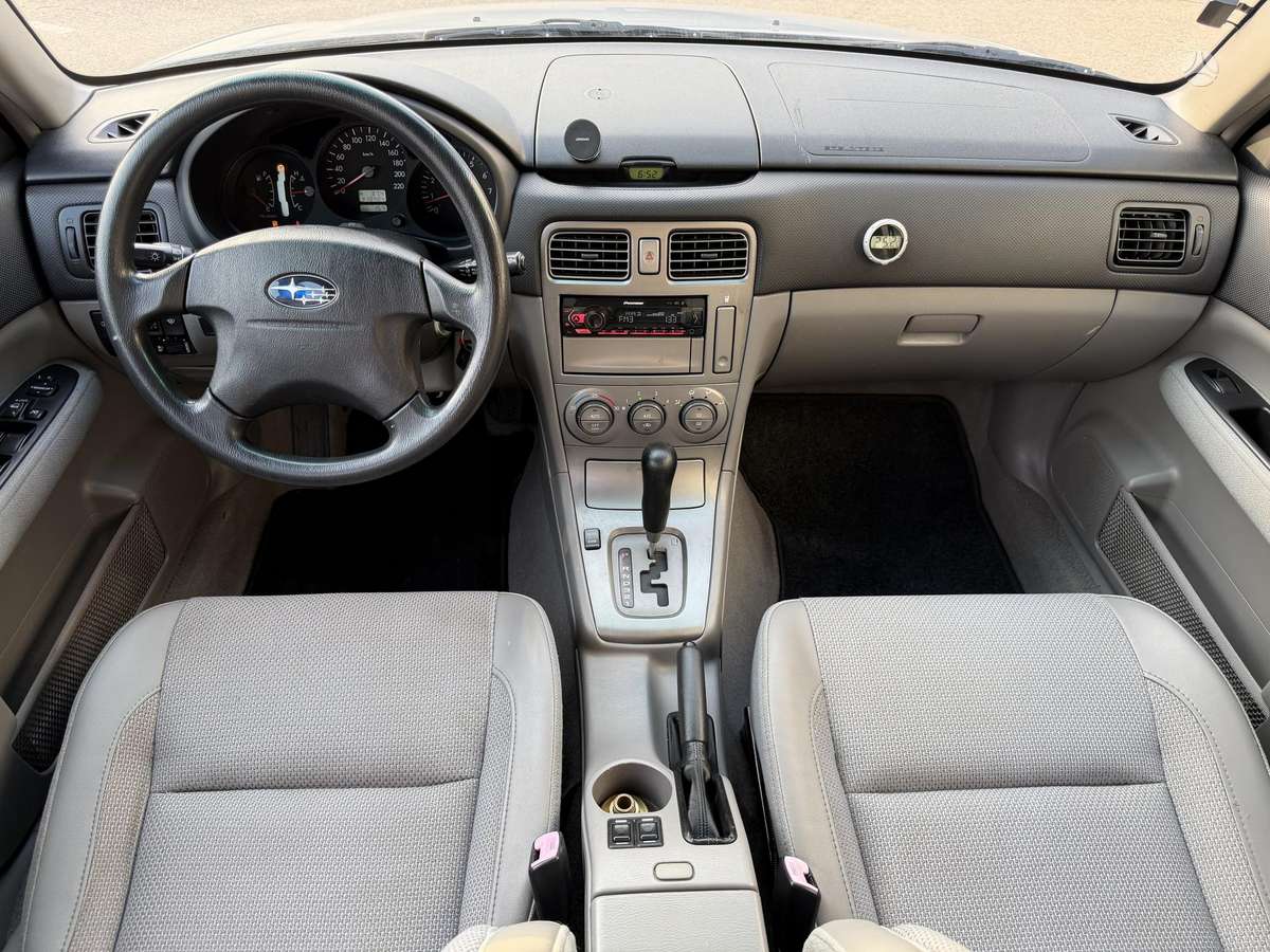 Subaru Forester 2004 — photo 12