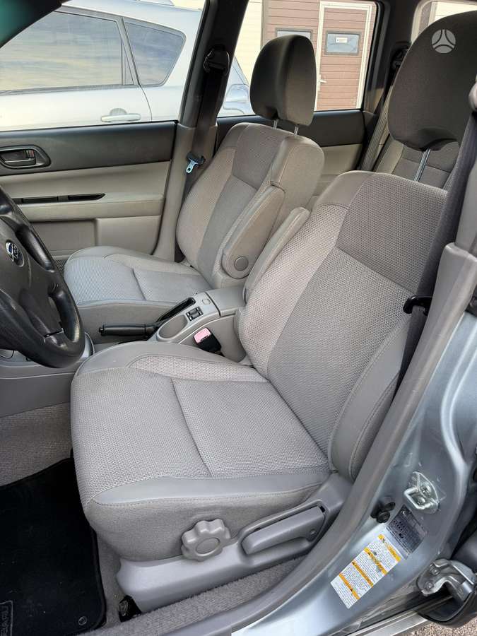 Subaru Forester 2004 — photo 15