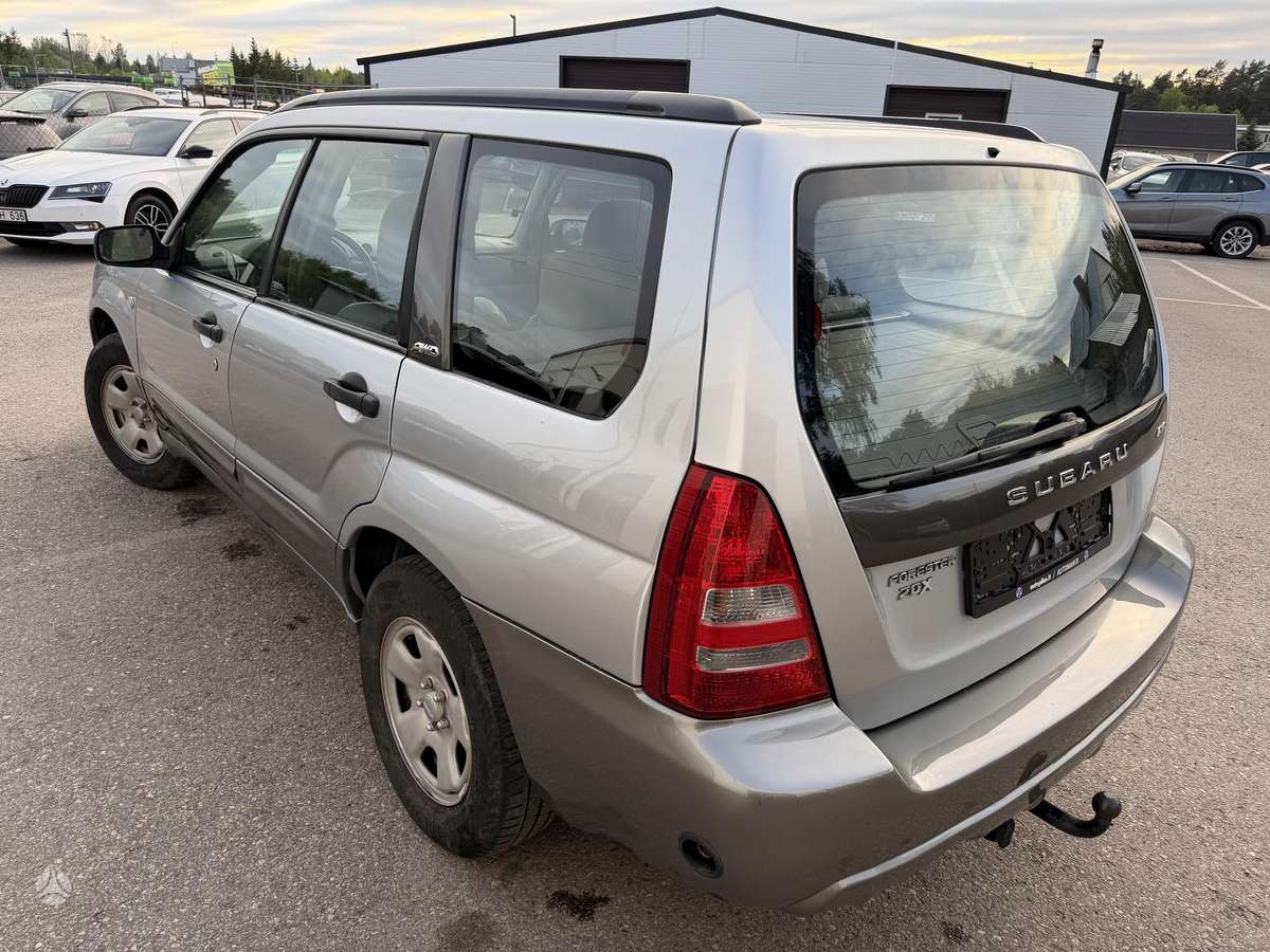Subaru Forester 2004 — photo 5