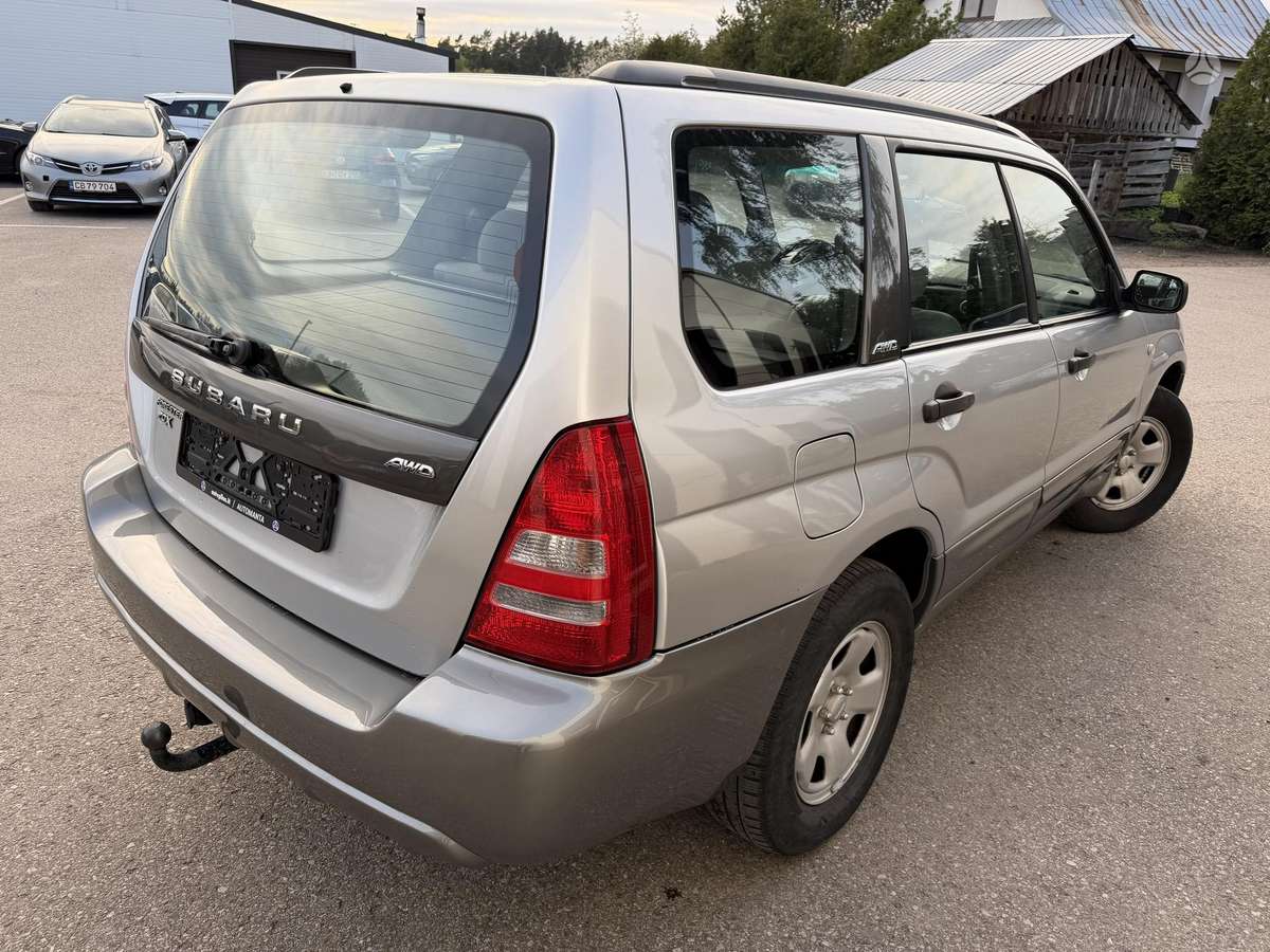 Subaru Forester 2004 — photo 6